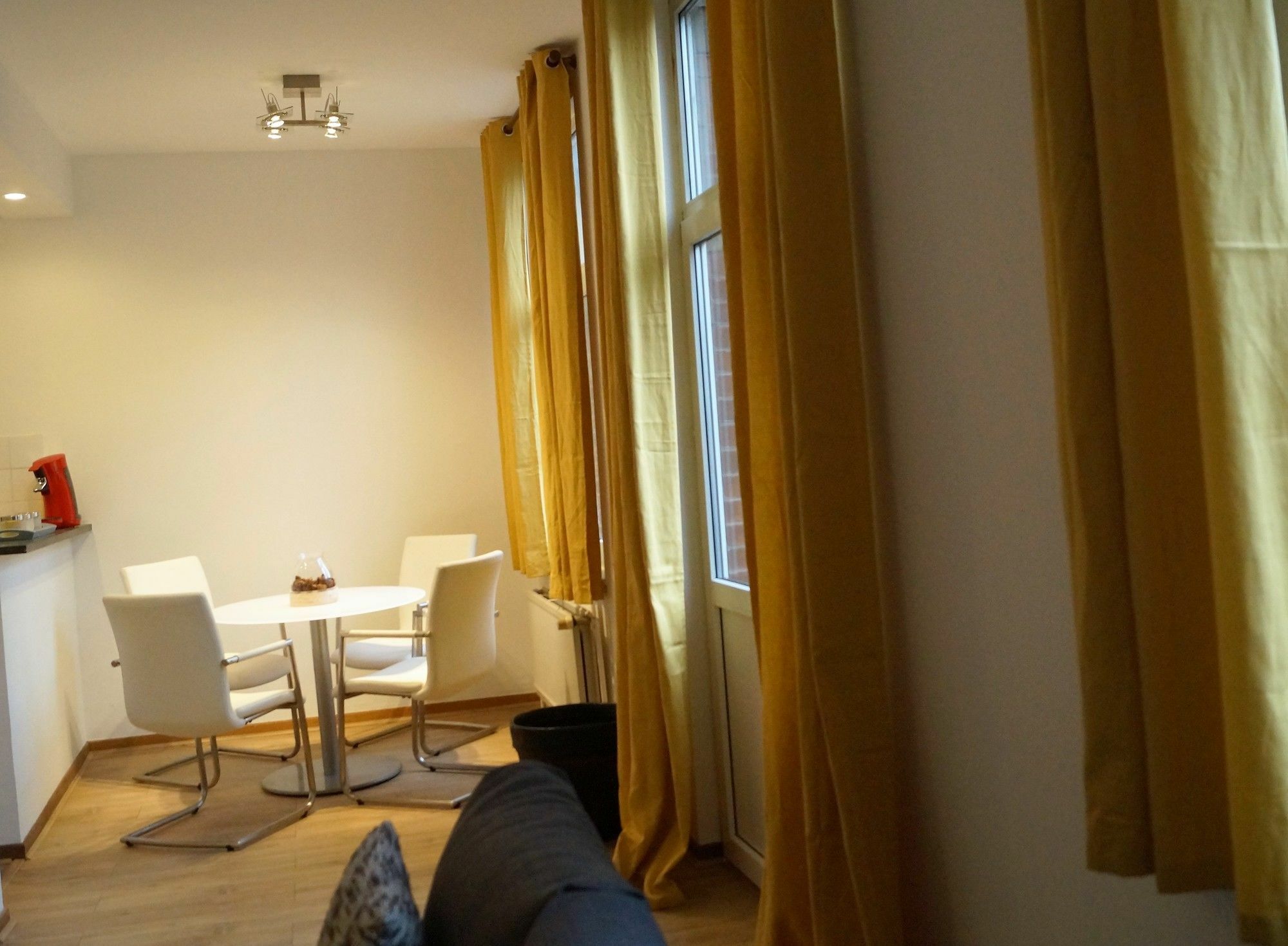 בריסל Appartement Impasse Pitchoune מראה חיצוני תמונה